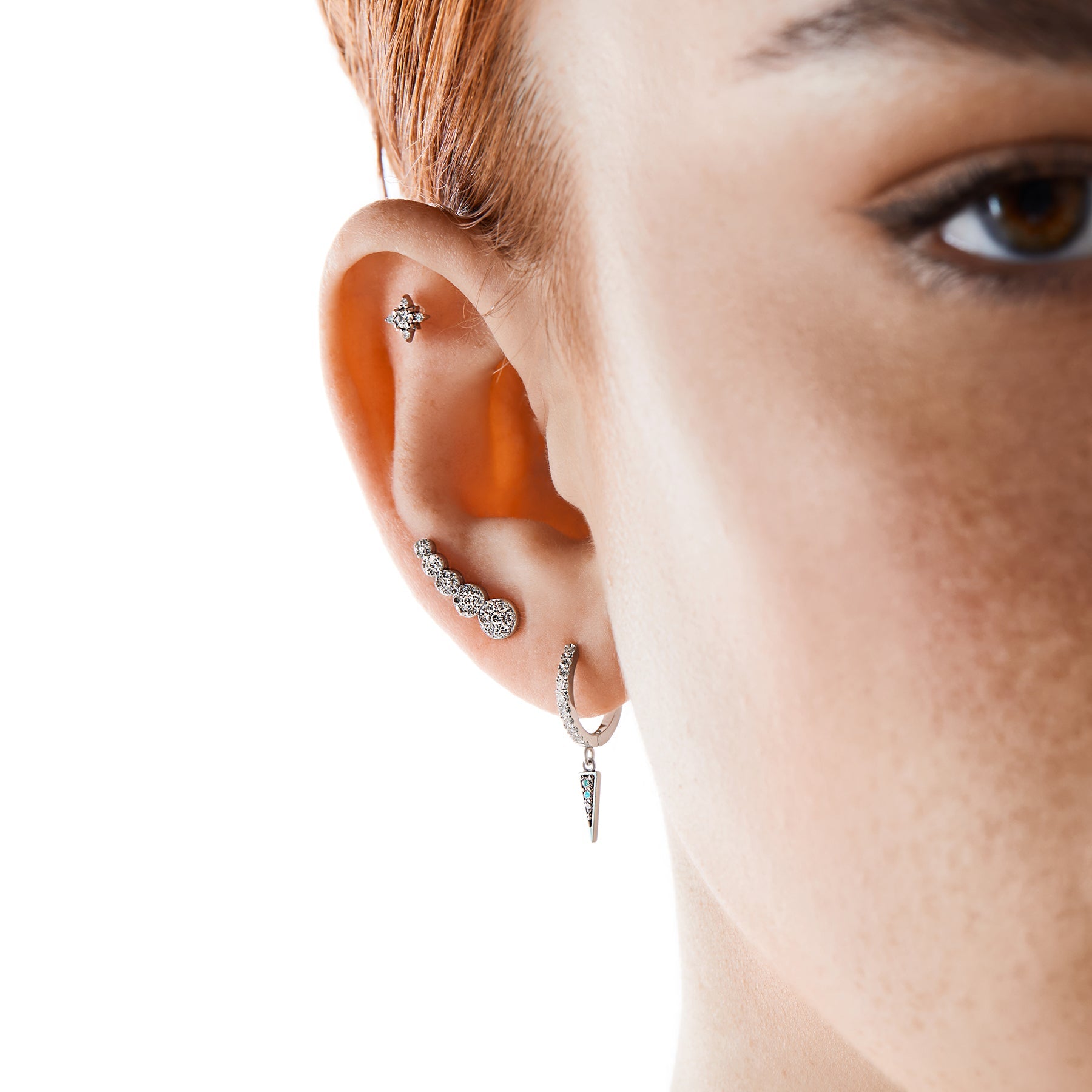 ואלקירי - עגיל חישוק תלוי זהב ויהלומים